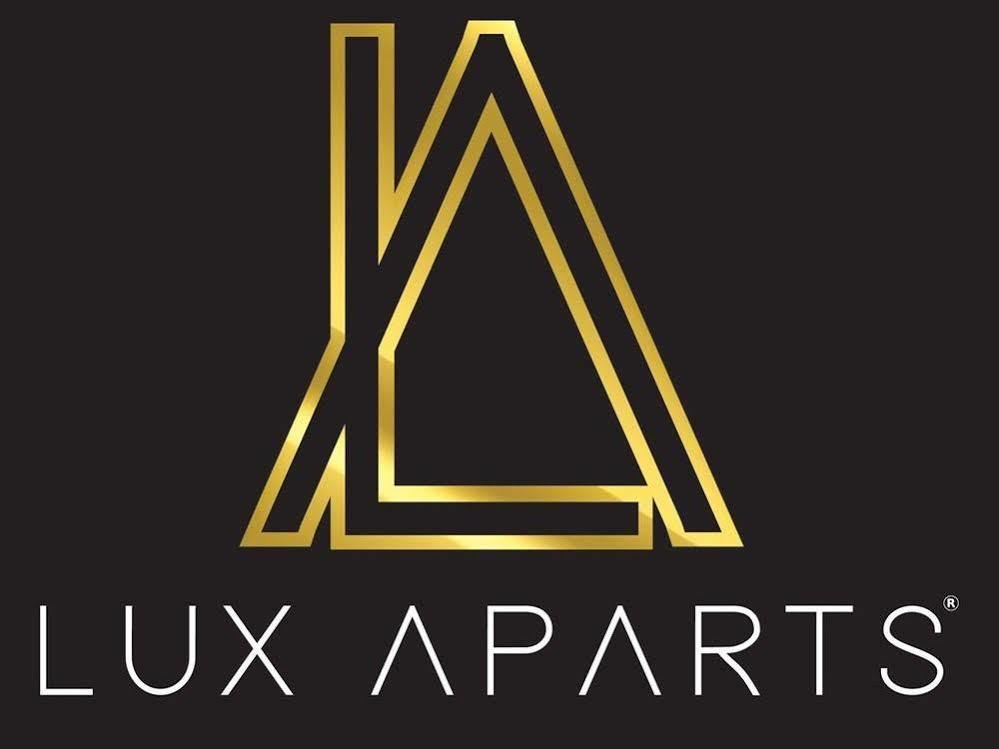 Lux Aparts Wakefield Central エクステリア 写真